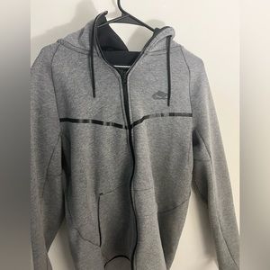 Nike zip up hoodie